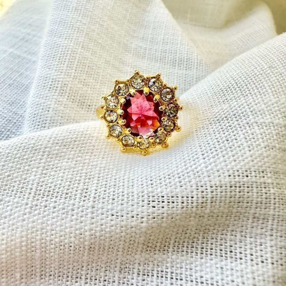 Red oval cut cubic zirconia ring size 8